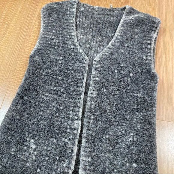 Vintage Chenille Knit Vest Grey - S/M - Picture 8 of 14